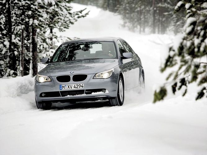 BMW in the snow